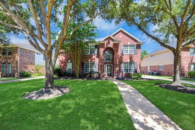 Building Photo - 1810 Blue Water Bay Dr