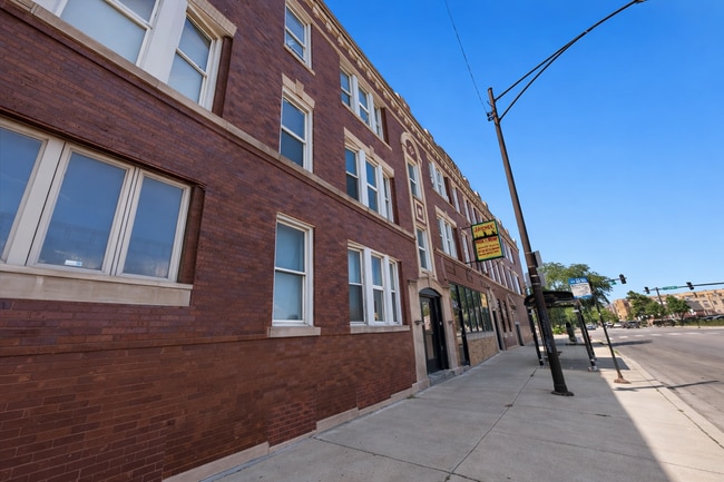 Photo - 1950 N Kimball Ave Unit 2