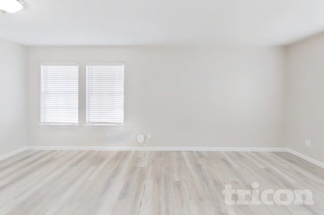 1702 Floyd Rd