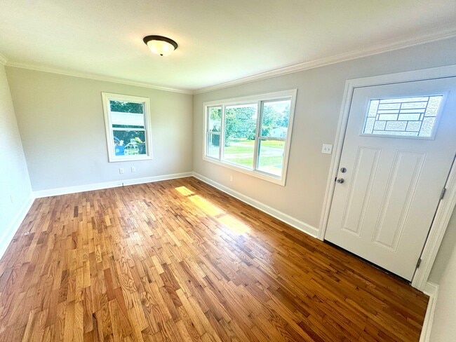 Photo - Freshly Renovated in Athens City! Lawncare included!