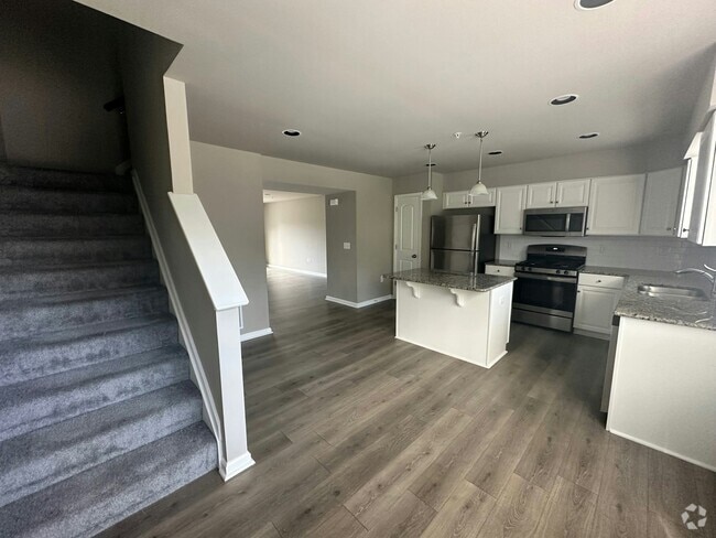 Building Photo - 115 High Pointe Dr Rental