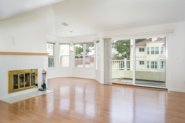 Building Photo - 3855 Carter Dr
