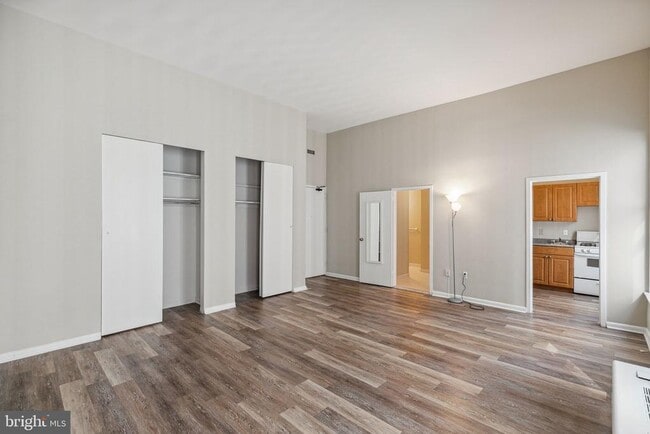 Photo - 135 S 19th St Unit 1402