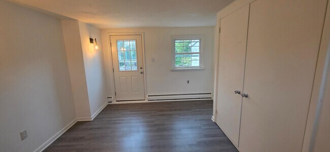 Photo - 146 Walnut St