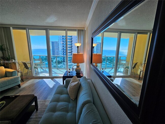 Photo - 2501 S Ocean Dr Unidad 1117 (Av. April 1st)