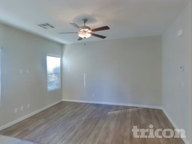 Photo - 7345 Sunray Point St