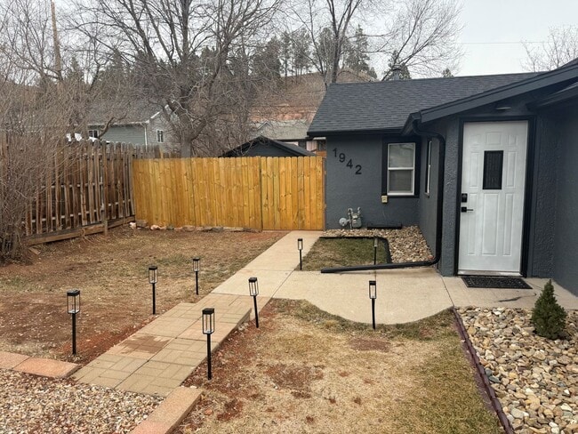 Photo - West Rapid 2 Bedroom, 1 Bath Home for Rent