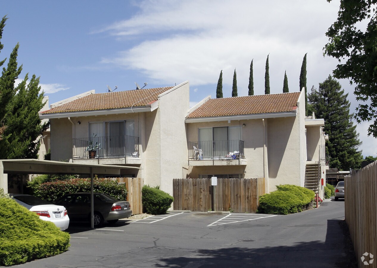 Evergreen Villa - Evergreen Villa Apartments