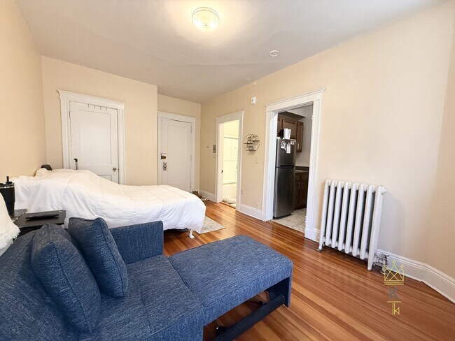 Photo - 181 Winthrop Rd Unit 8