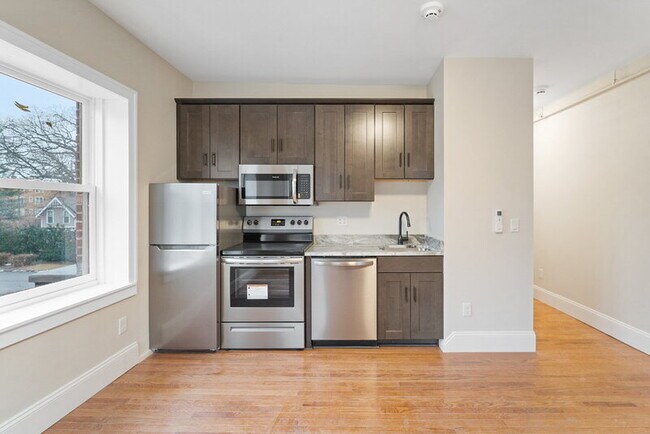 Photo - 702 20th St Unidad 201