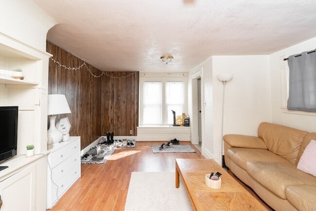 Photo - 1928 Olive St