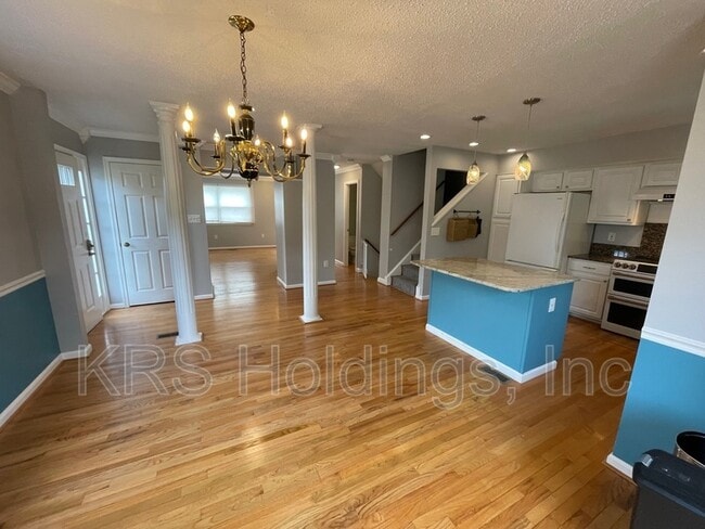 Photo - 5327 Lake Cove Ct