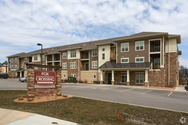 Fox Crossing II - Fox Crossing II Apartments