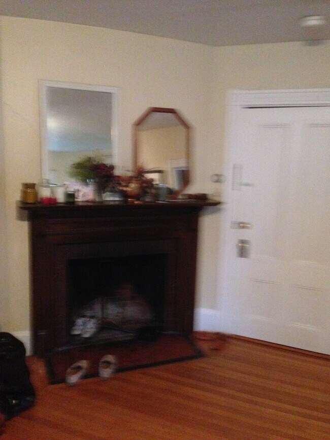 Photo - 18 Saint John St Unit 2