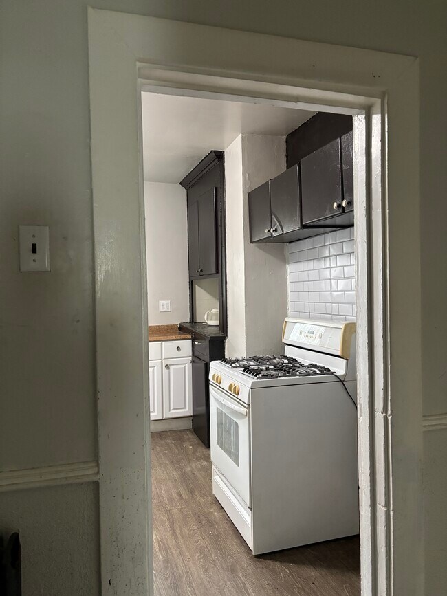 Photo - 502 Broadway Ave Unit Broadway Ave #2
