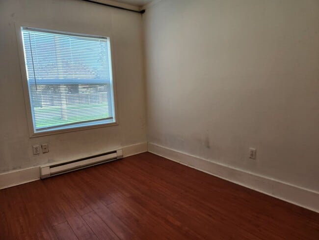 Photo - 1155 Grant St