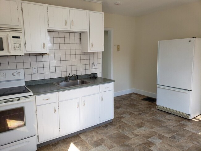 459 King St Unit 2