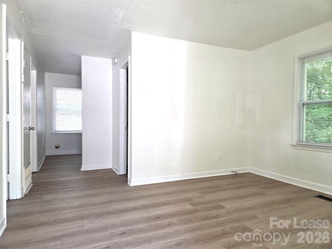Photo - 2835 Willow St Unidad 1