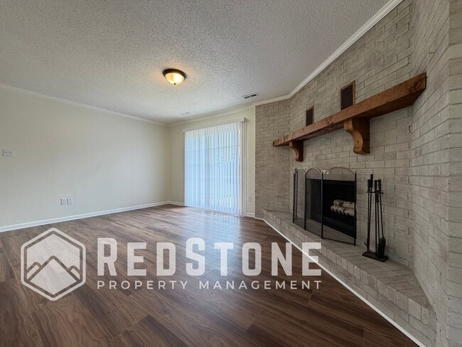 Photo - 3138 Whitesell Dr