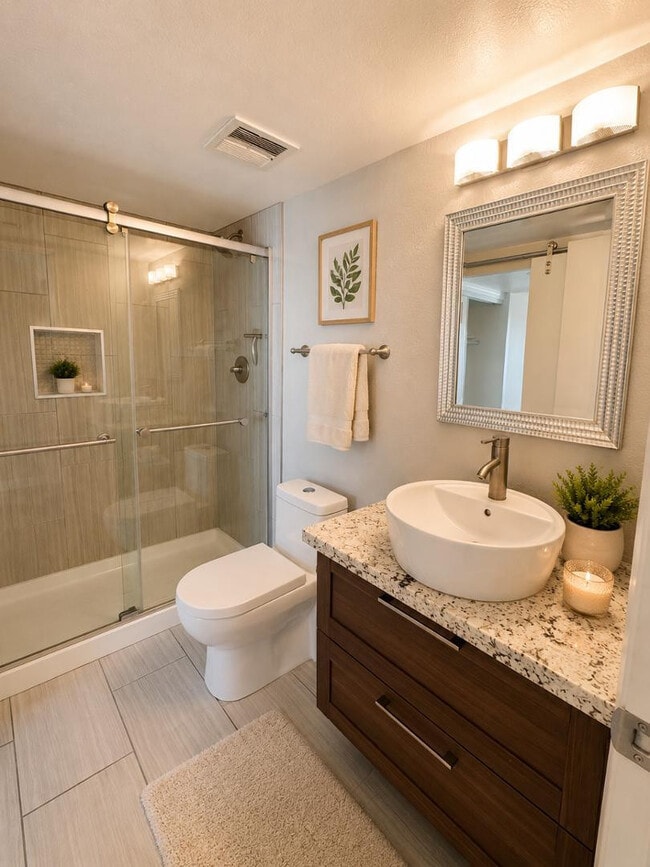 Photo - 7940 E Camelback Rd Unidad 307