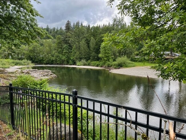 Building Photo - 541 K. Street