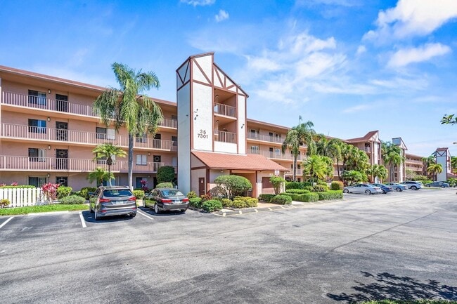 Photo - 7301 Amberly Ln Unidad 304