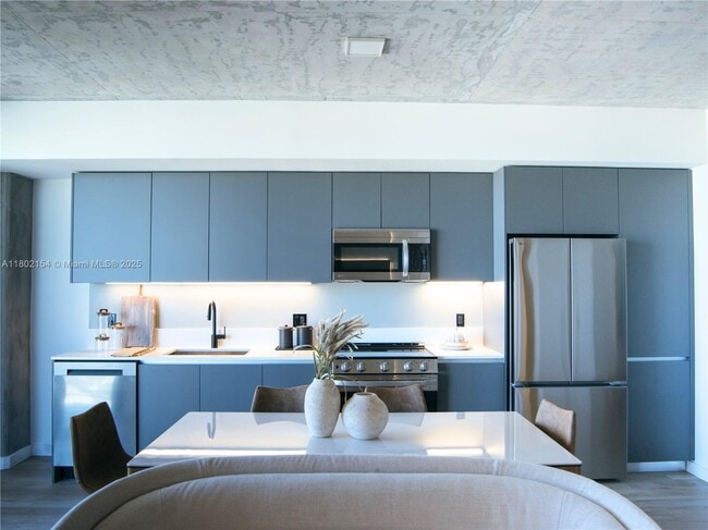 Photo - 307 SW 5th St Apartamento Unidad 2407
