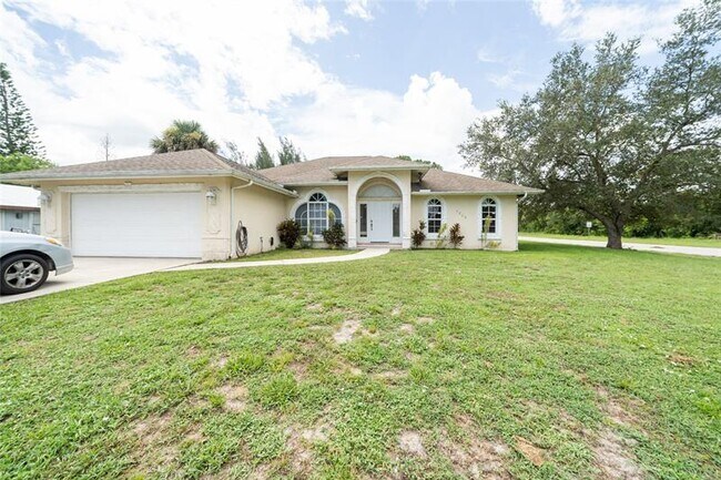 Building Photo - 7205 Hibiscus Rd Rental