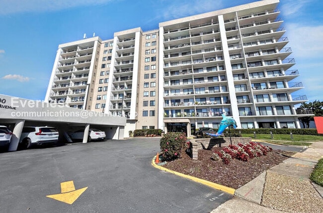 Building Photo - 500 Pacific Ave