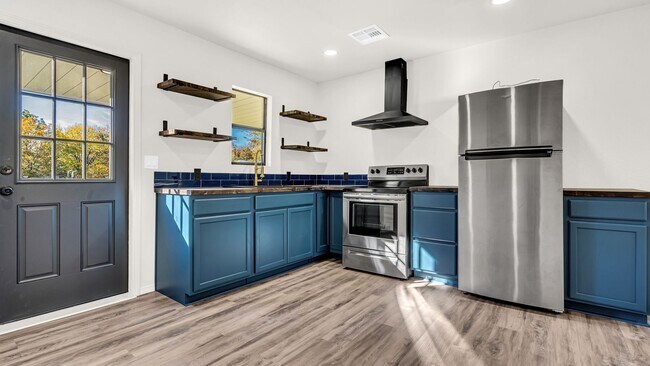 Photo - 925 C Three Bedroom Duplex