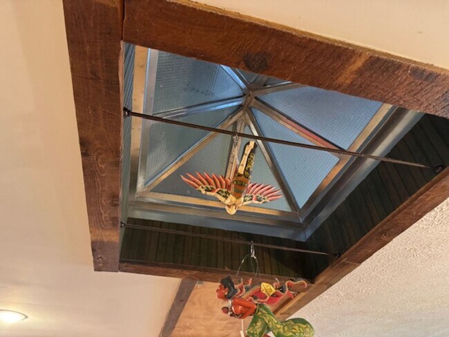 Photo - 775 University Ave Unit Apt 2