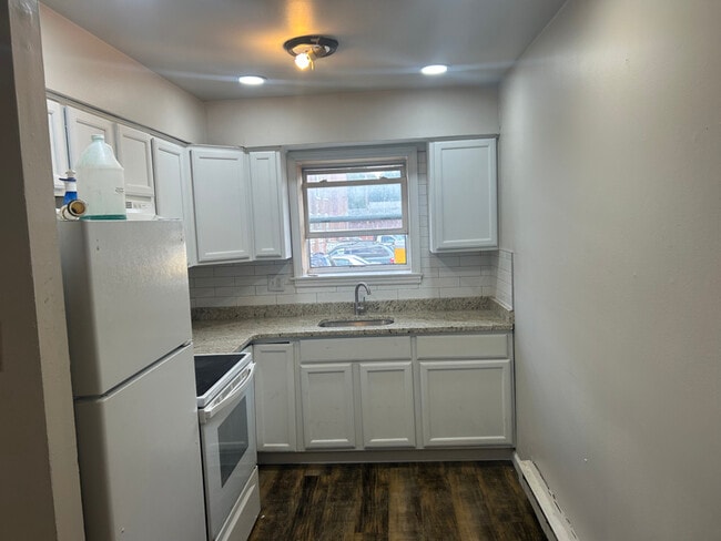 Photo - 207 Manatawny St Unit B