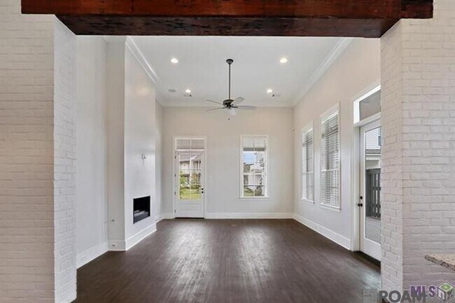Photo - 10931 N Creek Ln