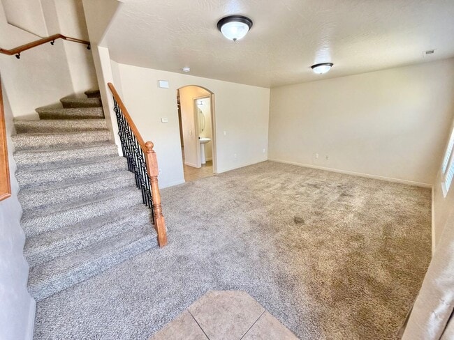 Photo - Fossil Hills #51-Beautiful town home near little valley
