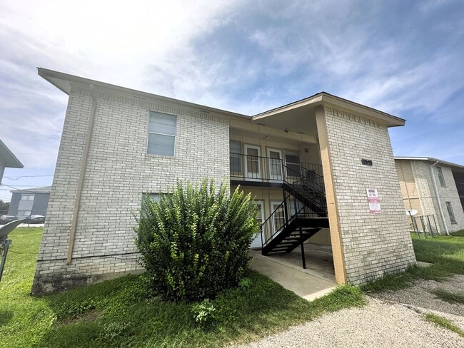 Building Photo - 1313 Quail Cir Rental