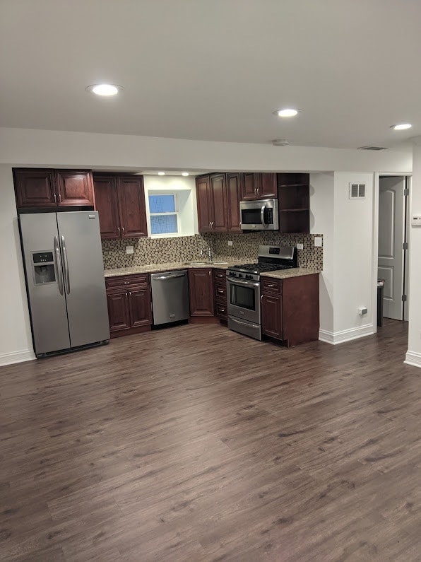 Building Photo - 3345 W Cullom Ave Unit G