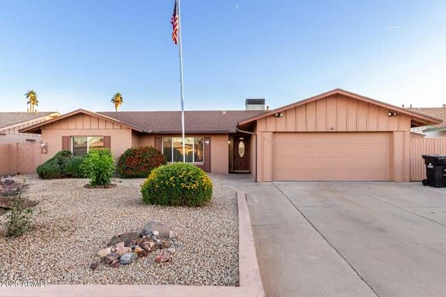 Photo - 3535 W Saint Moritz Ln