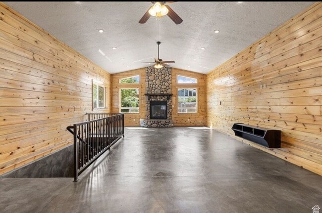 Photo - Single Family Home Close to SUU and Cedar High School