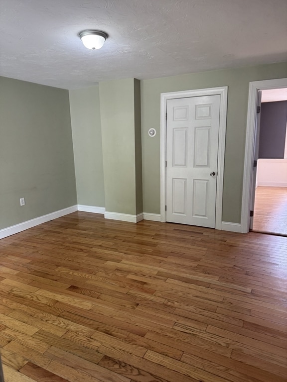 Photo - 305 Commercial St