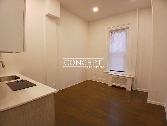 Photo - 270 Newbury St Unit 1CP
