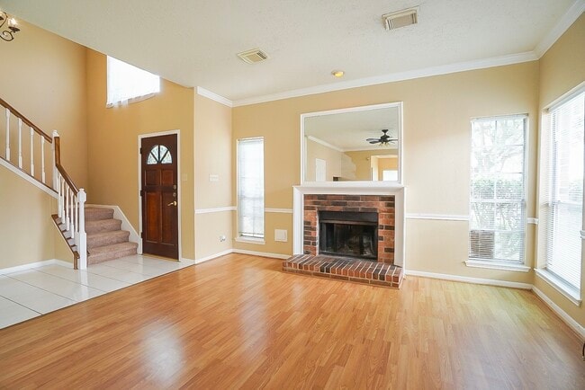 Photo - 1246 Manchester Cir