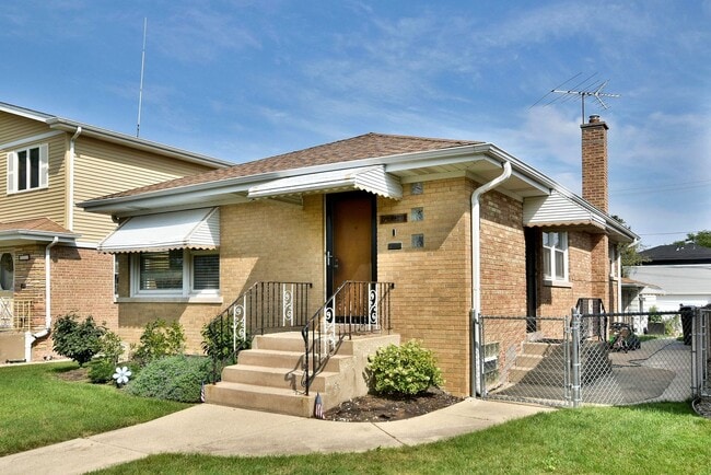 Photo - 7309 N Ottawa Ave