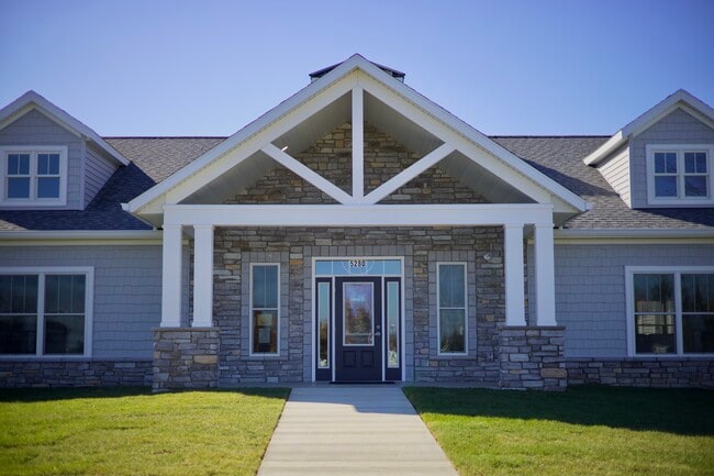 Building Photo - Summerhill Village Rental