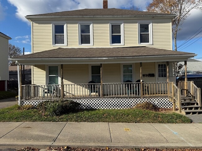 Building Photo - 1 Hamilton St Unit 2