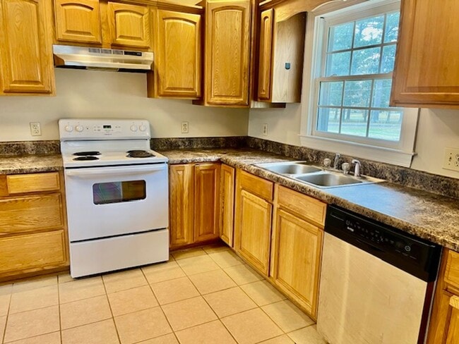 Photo - Hennon Dr #238 Unit 238 B Hennon Drive