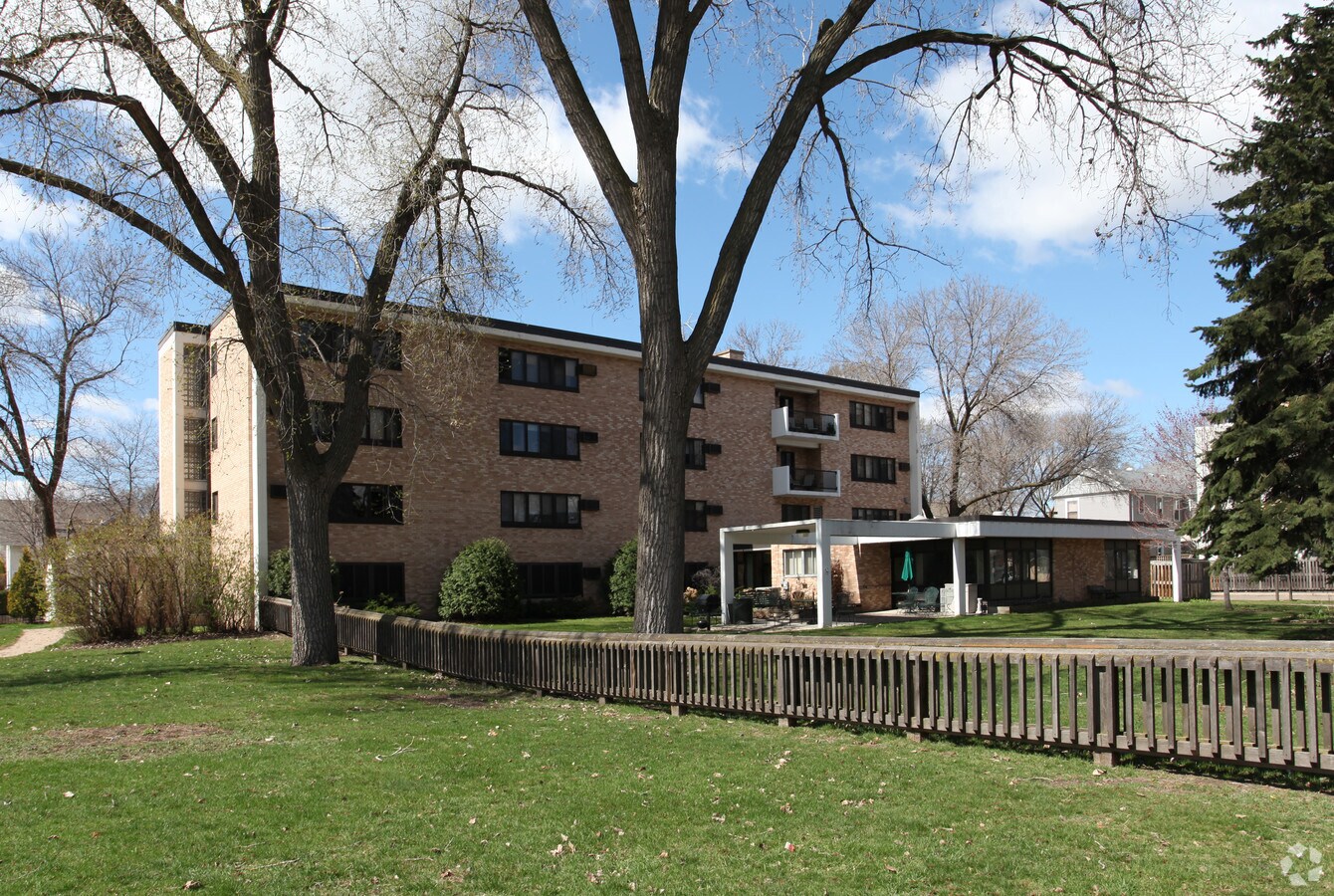 Photo - Dickman Park Apartment