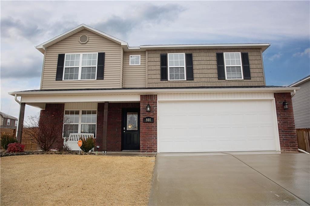 Photo - 801 SW Loudon Dr
