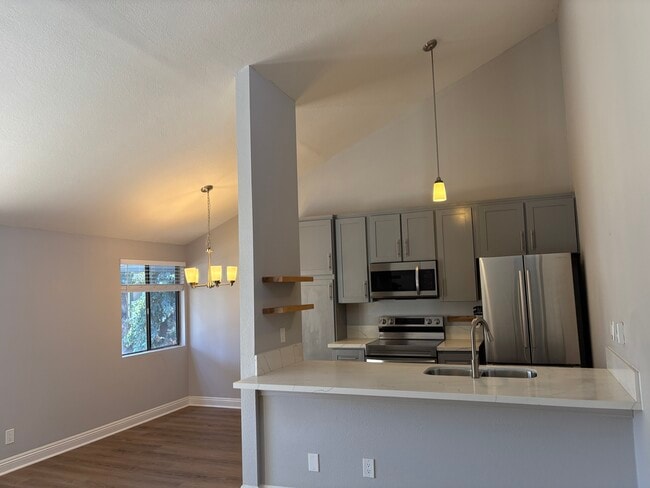 Building Photo - 6222 Agee St Unit 10