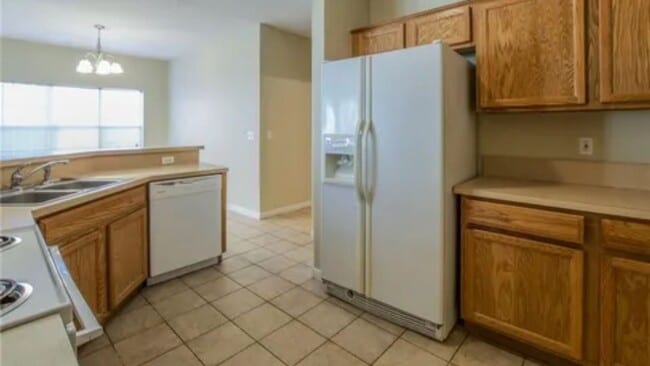 Photo - AVAILABLE NOW! (SECTION 8 ACCEPTED)