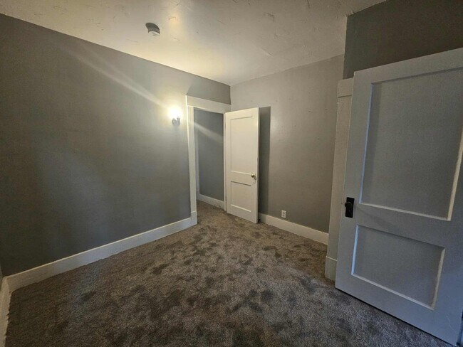 Photo - 1330 Louisiana Ave NW Unit 1330 Louisiana Ave NW Apt 1 (Downstairs)